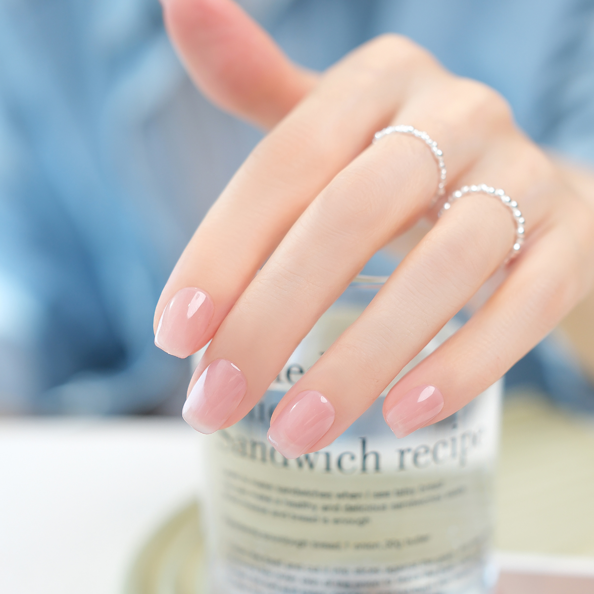 EB Model 8 Press On Nails