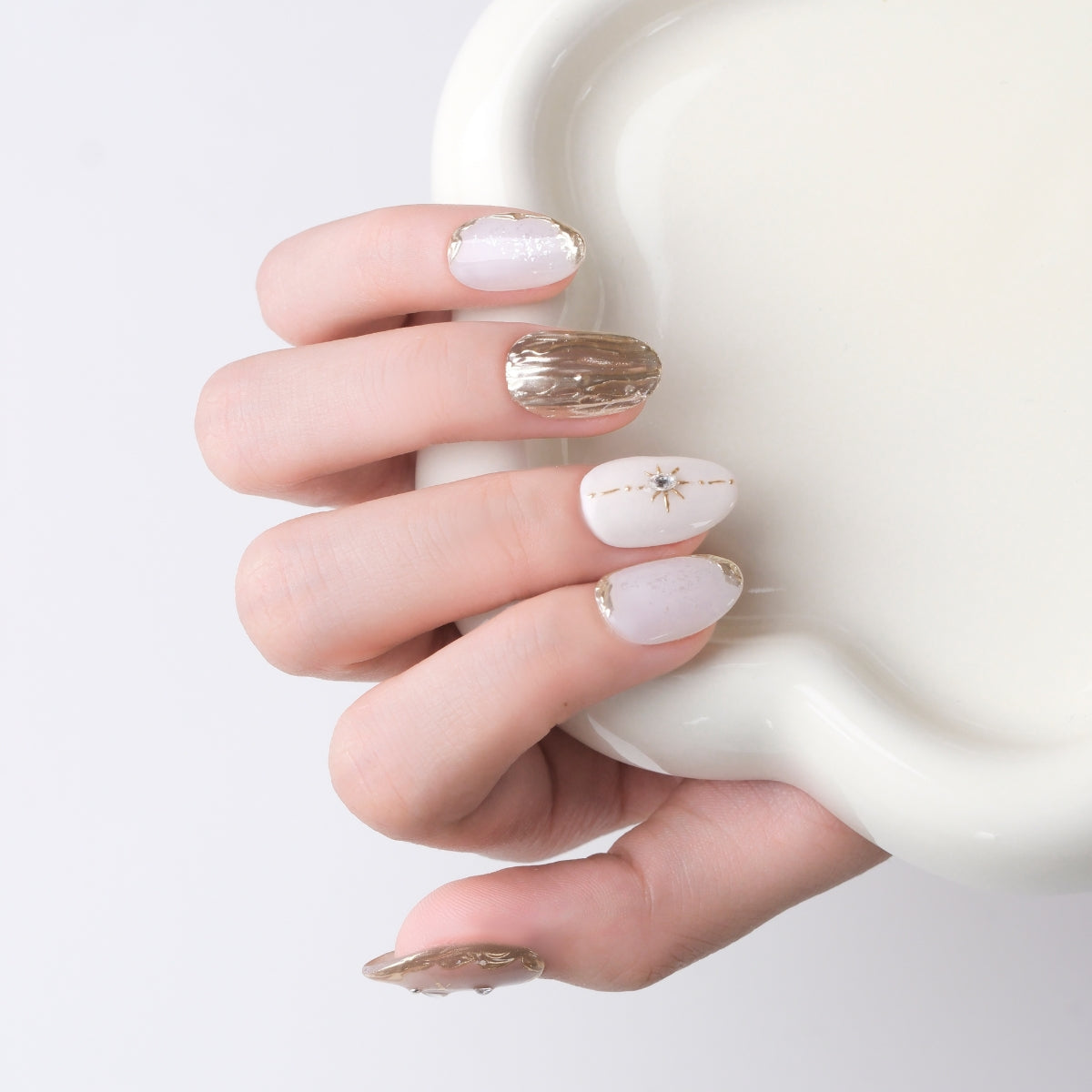 EB Model 1 (Round / Almond Shape)